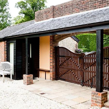 Bed and Breakfast The Old Hop Kiln Barn à Petersfield Extérieur photo